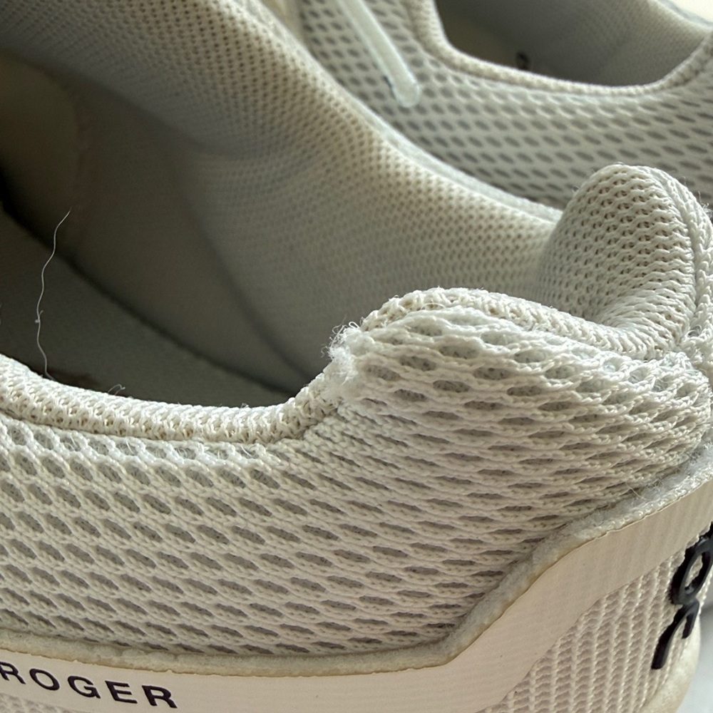 ON Cloud The Roger women’s size 6 - Picture 10 of 10